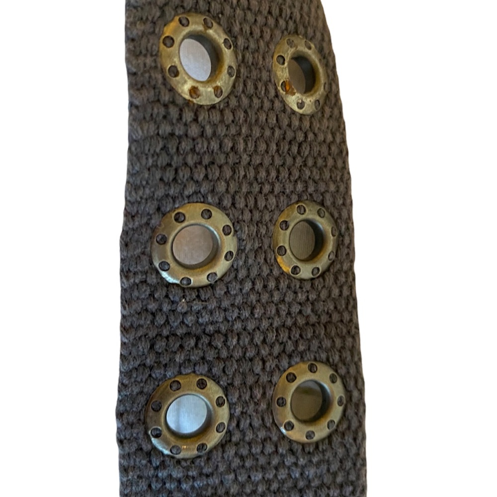 Gray grommet belt